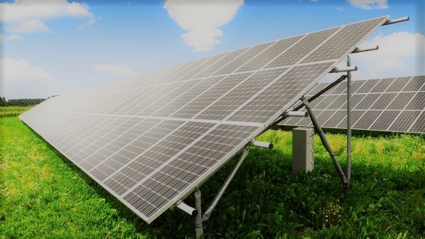 construir adyacente Cámara Curso: Cálculo y diseño de instalaciones solares fotovoltaicas para  autoconsumo | COETTC